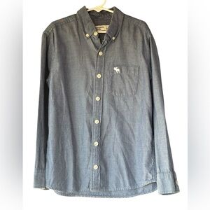 Abercrombie Kids blue  Button Down Shirt size:7/8